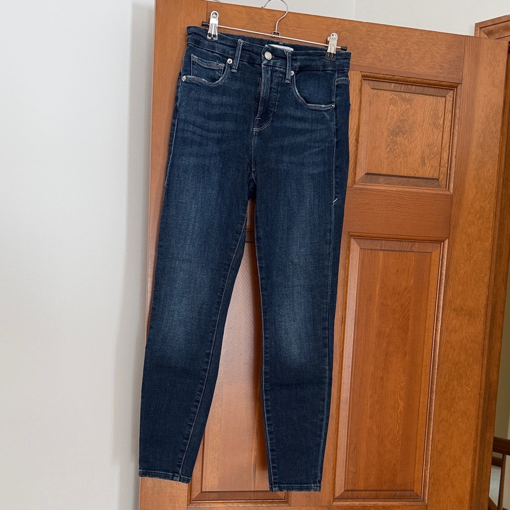 Good American Dark Wash Ankle Jeans